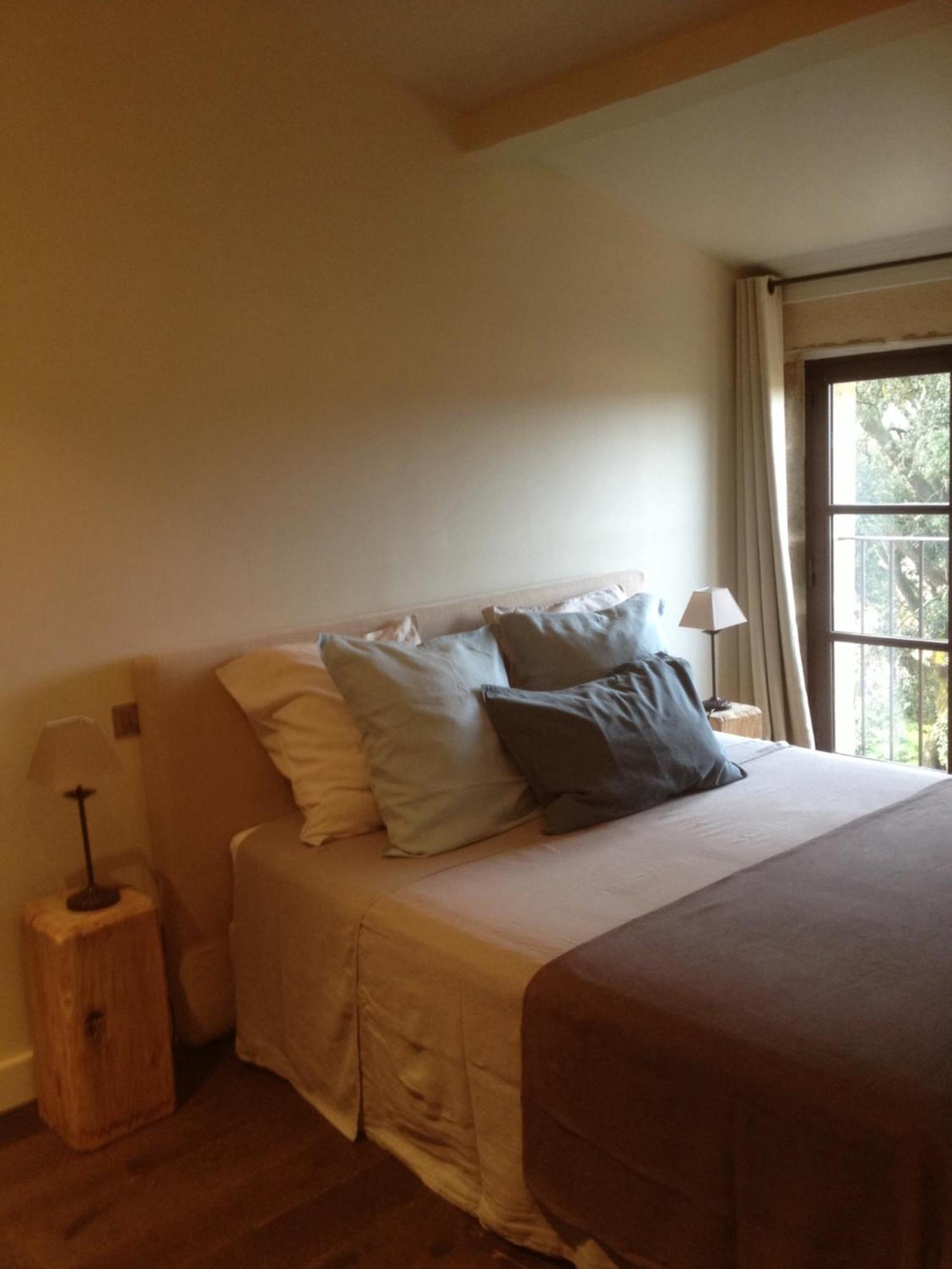 La Bergerie De Nano Bed & Breakfast โบมส์-เดอ-เวอนีซ ห้อง รูปภาพ
