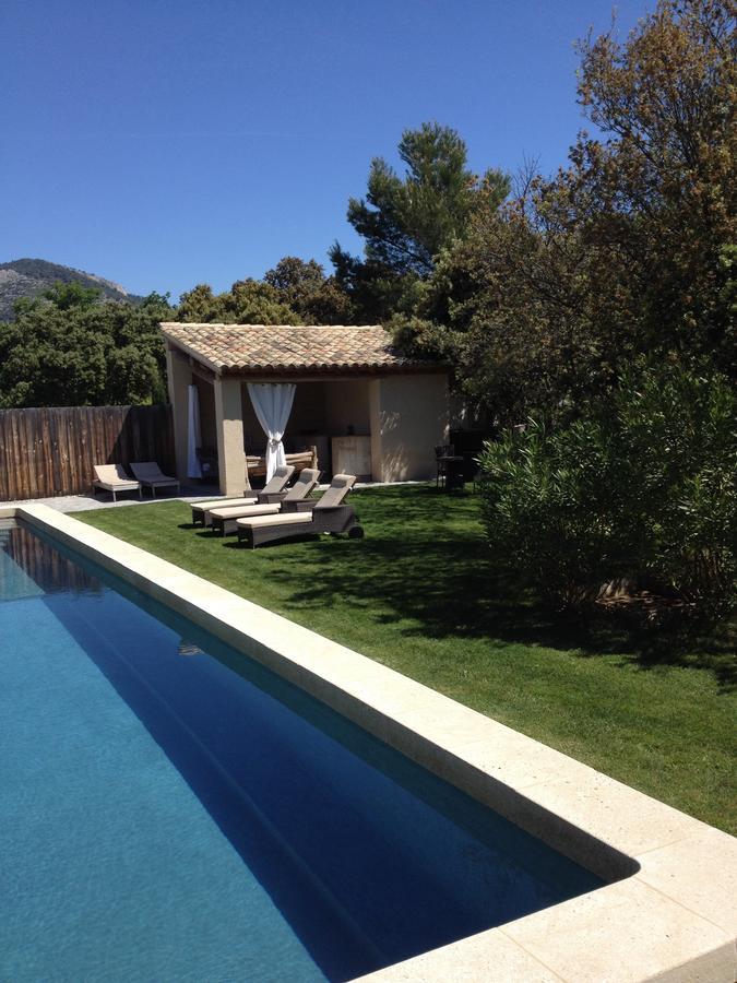 La Bergerie De Nano Bed & Breakfast โบมส์-เดอ-เวอนีซ ภายนอก รูปภาพ