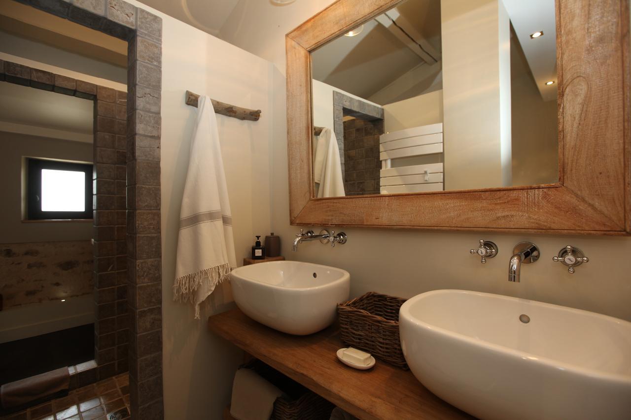 La Bergerie De Nano Bed & Breakfast โบมส์-เดอ-เวอนีซ ภายนอก รูปภาพ